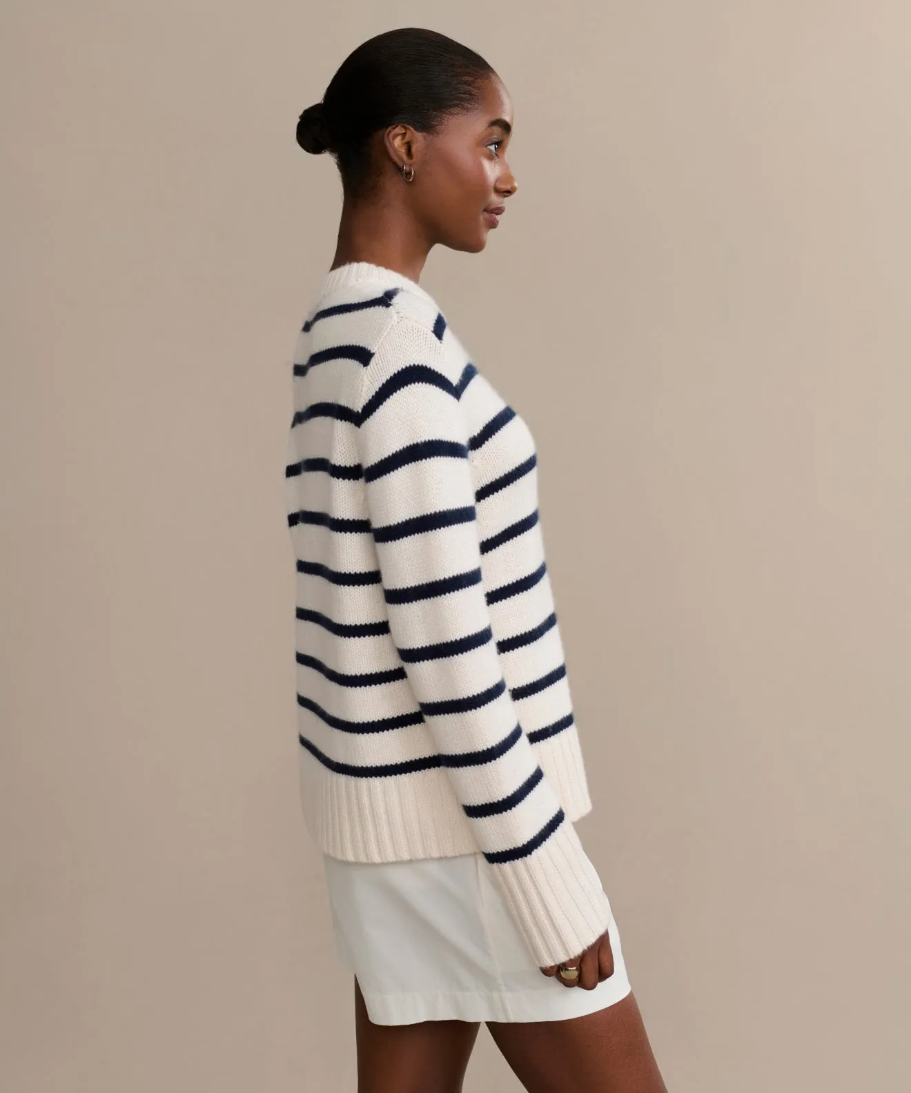 Relaxed Style Grace Crewneck
