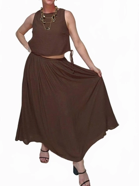 Weekend Ready Skirt In Brown Season To Season Lightweight Material