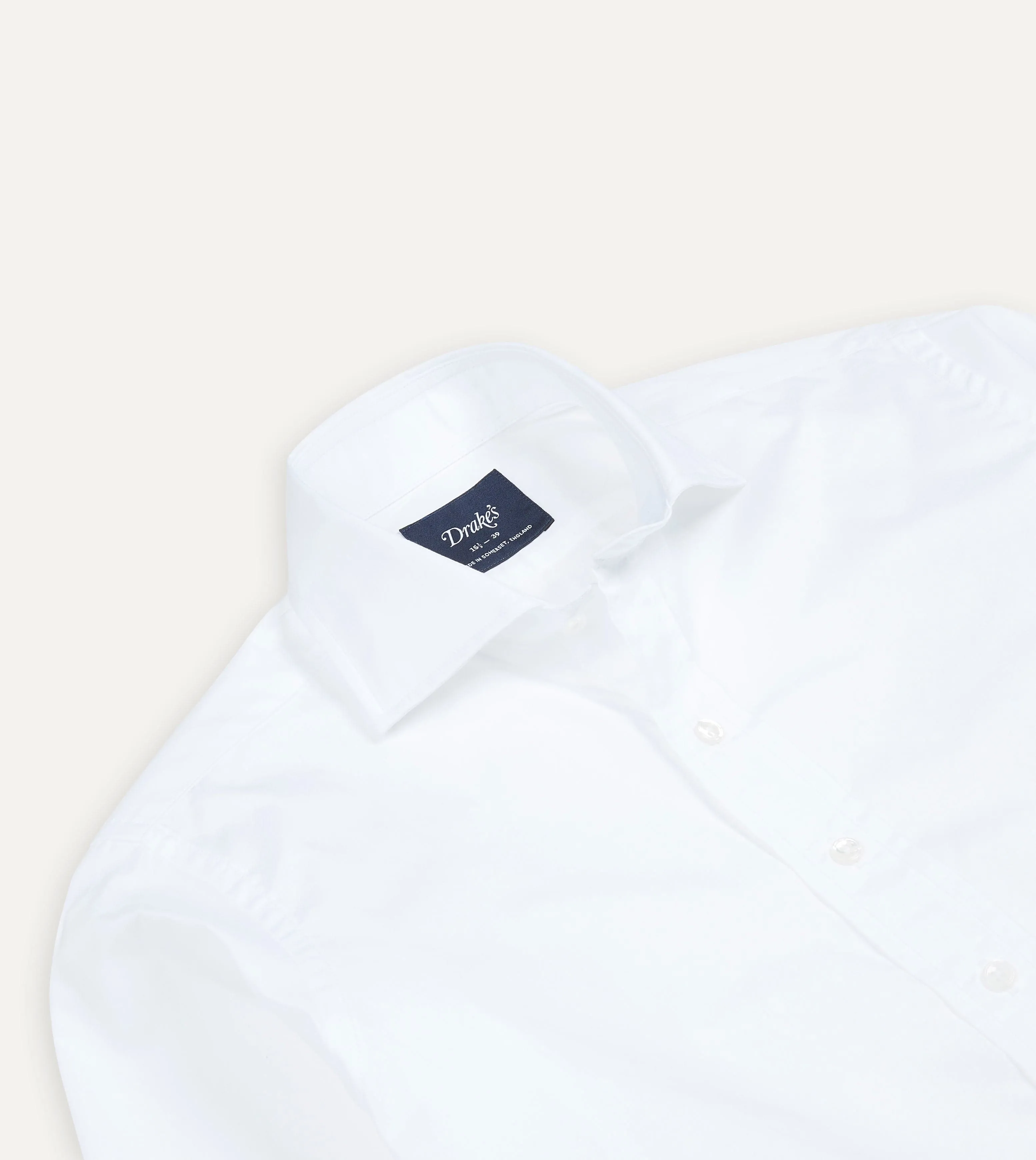 Versatile Outfit Outdoor Adventure White Cotton Spread Collar Poplin Shirt