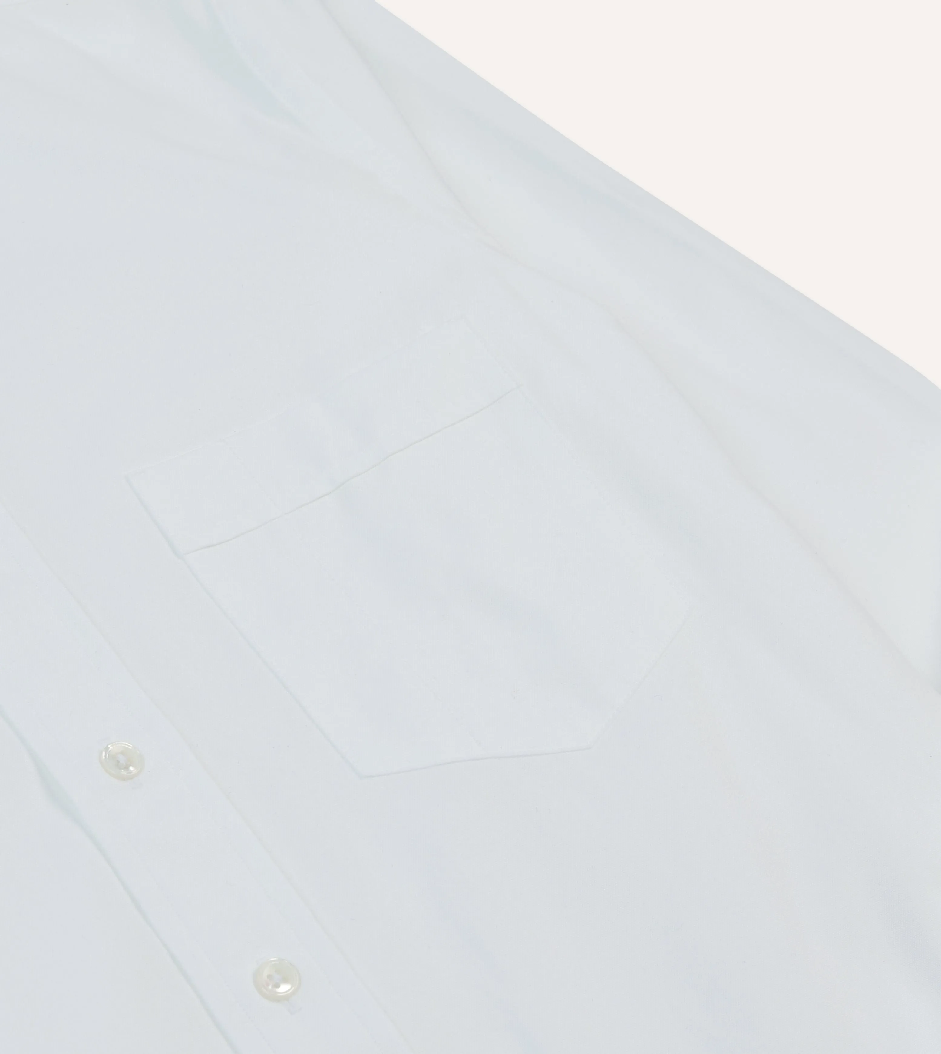 Sporty Look Travel Essential White Pinpoint Oxford Cotton Cloth Button-Down Shirt