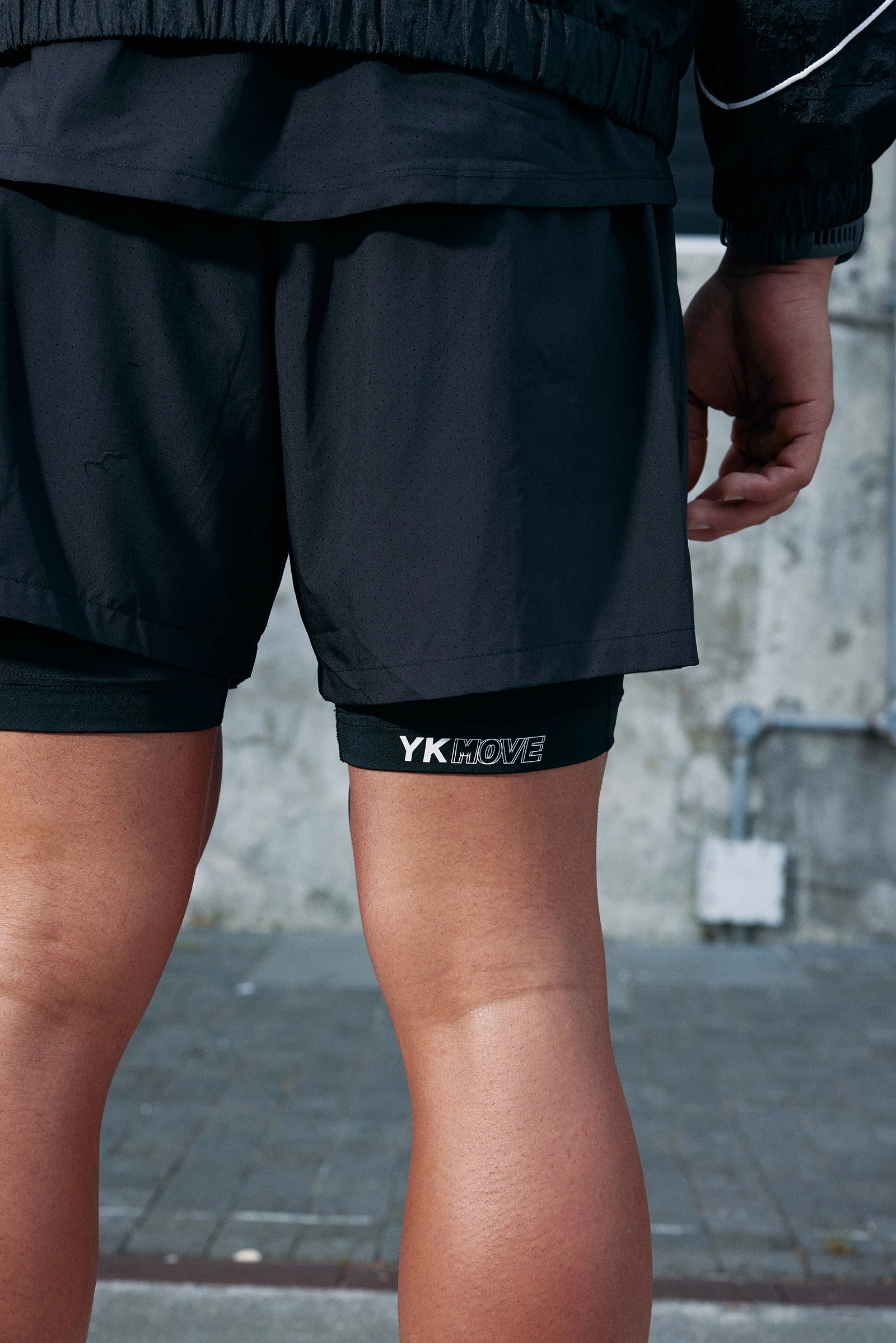 Active Lifestyle Anti Sag Technology YK Move Motion Running Shorts | Black