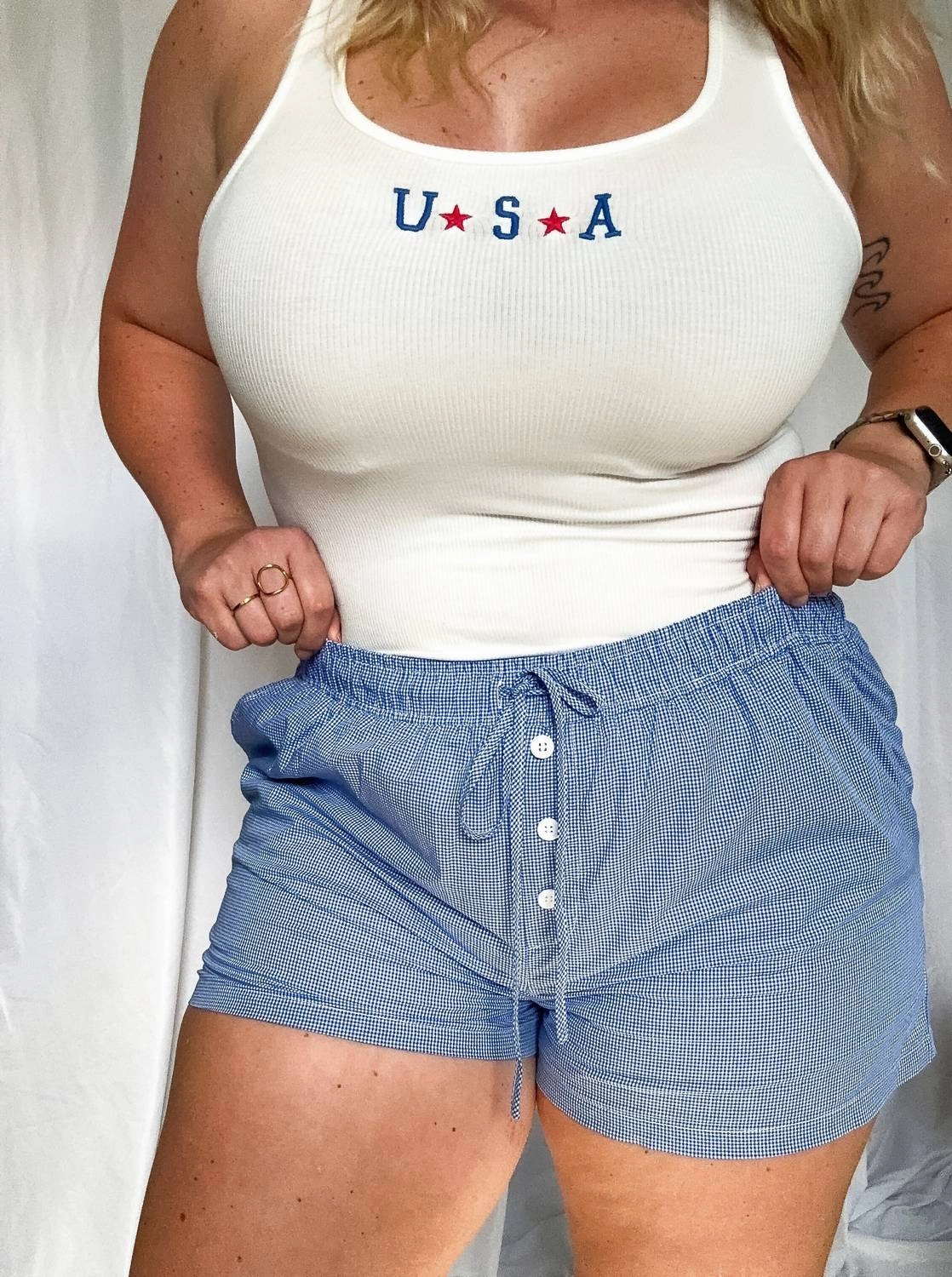 Women's Beachside Checkered Shorts In Blue Anti Slip Waistband