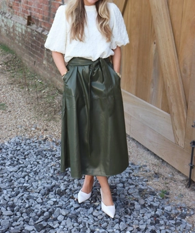 Women's Brynn Skirt In Olive Ventilated Slits Comfort Fit
