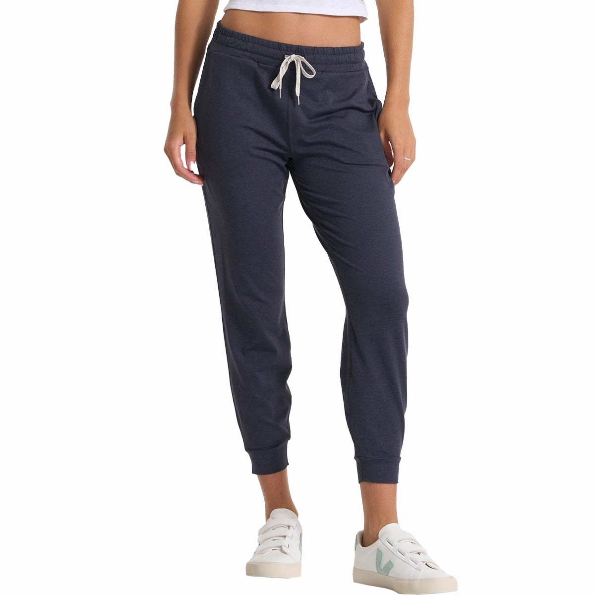 Women's Performance Jogger Feminine Cut