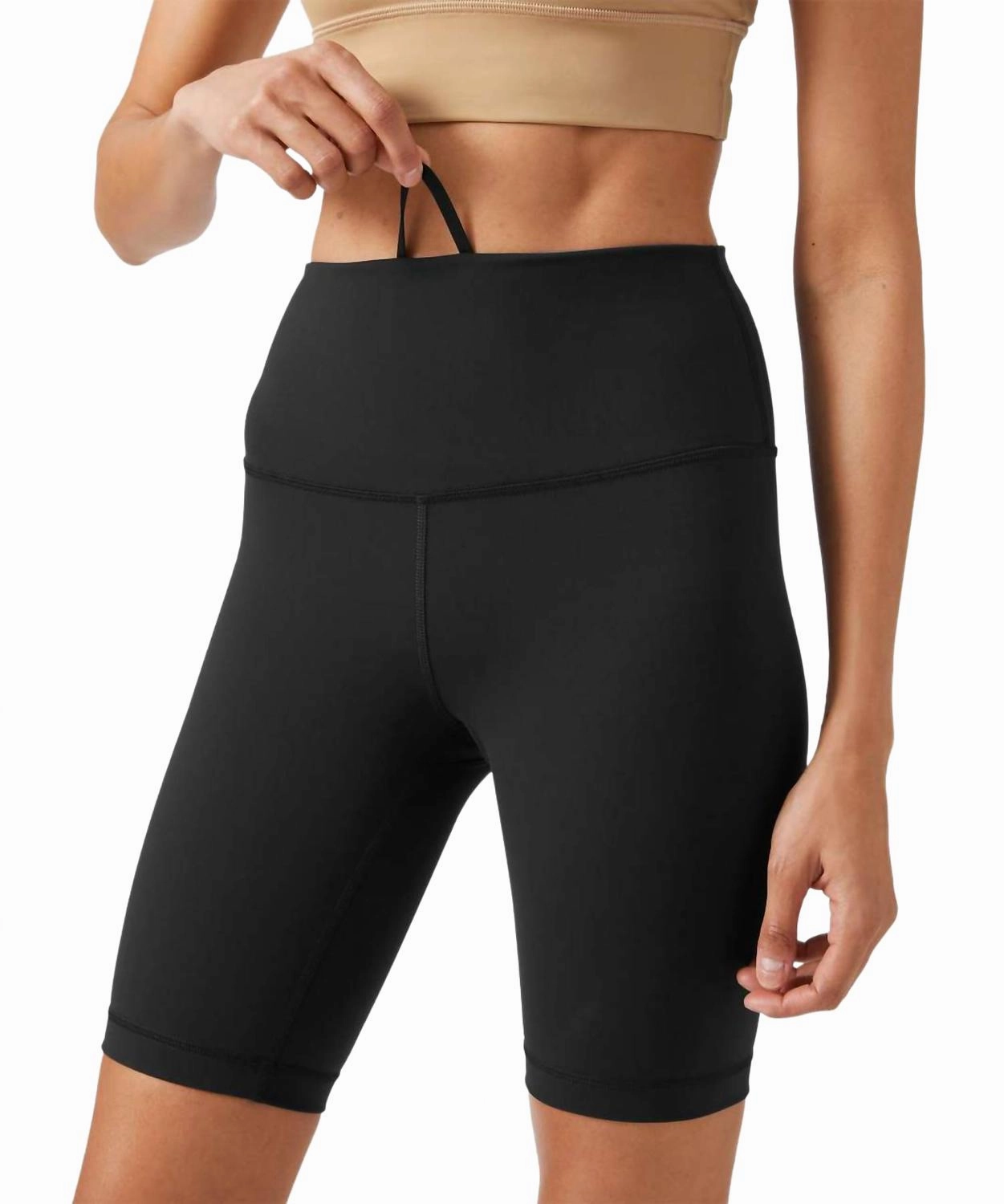 Women's Wunder Train High Rise Short In Black warm weather