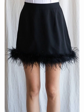 Chic Look Feather Mini Skirt In Black