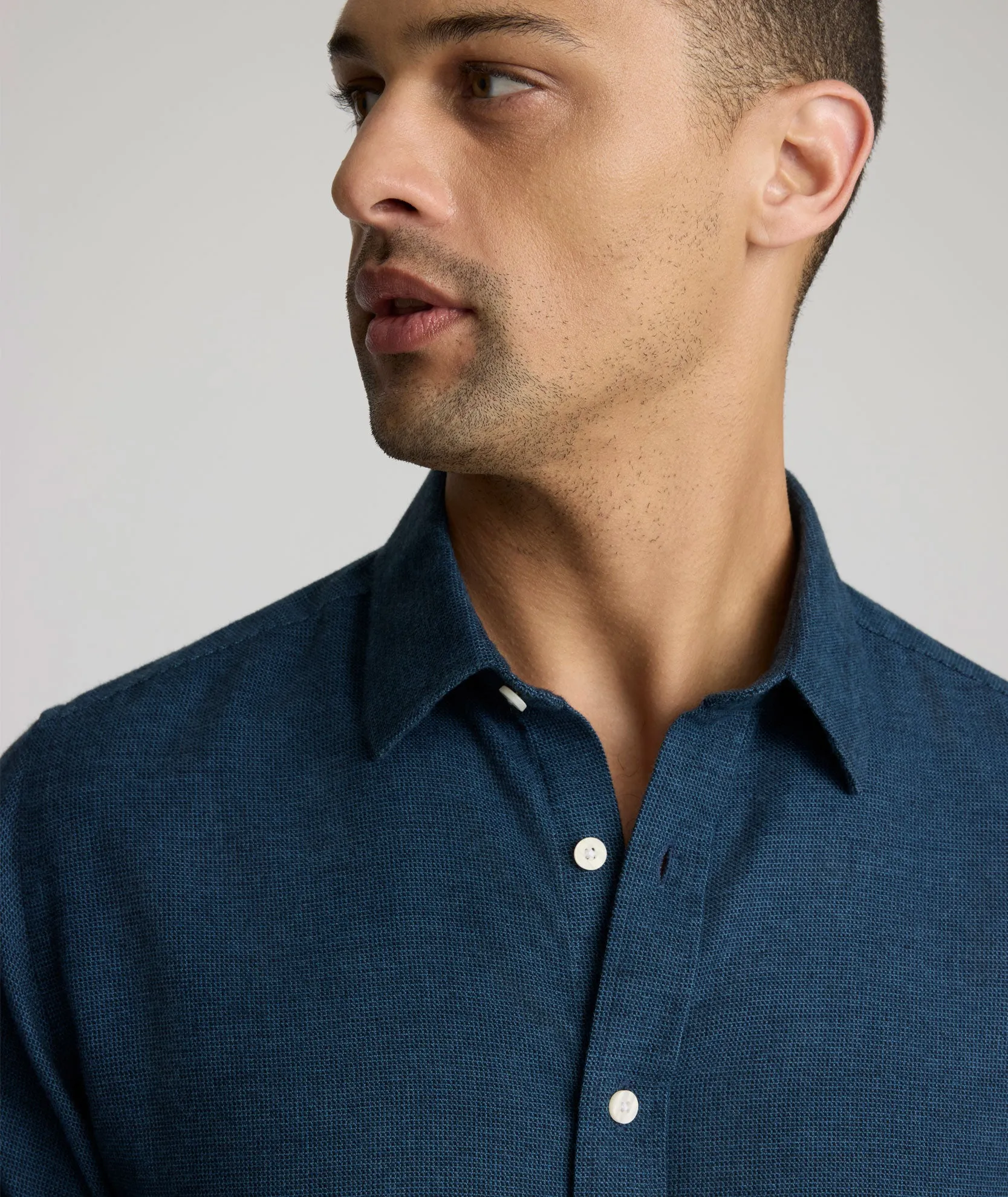 Wrinkle-Free Veneto Shirt hypoallergenic material
