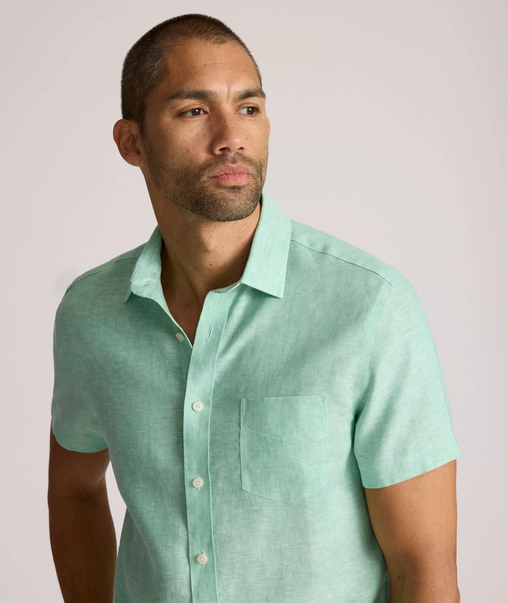 Wrinkle-Resistant Linen Short-Sleeve Cameron Shirt Distressed finish Poolside Lounge