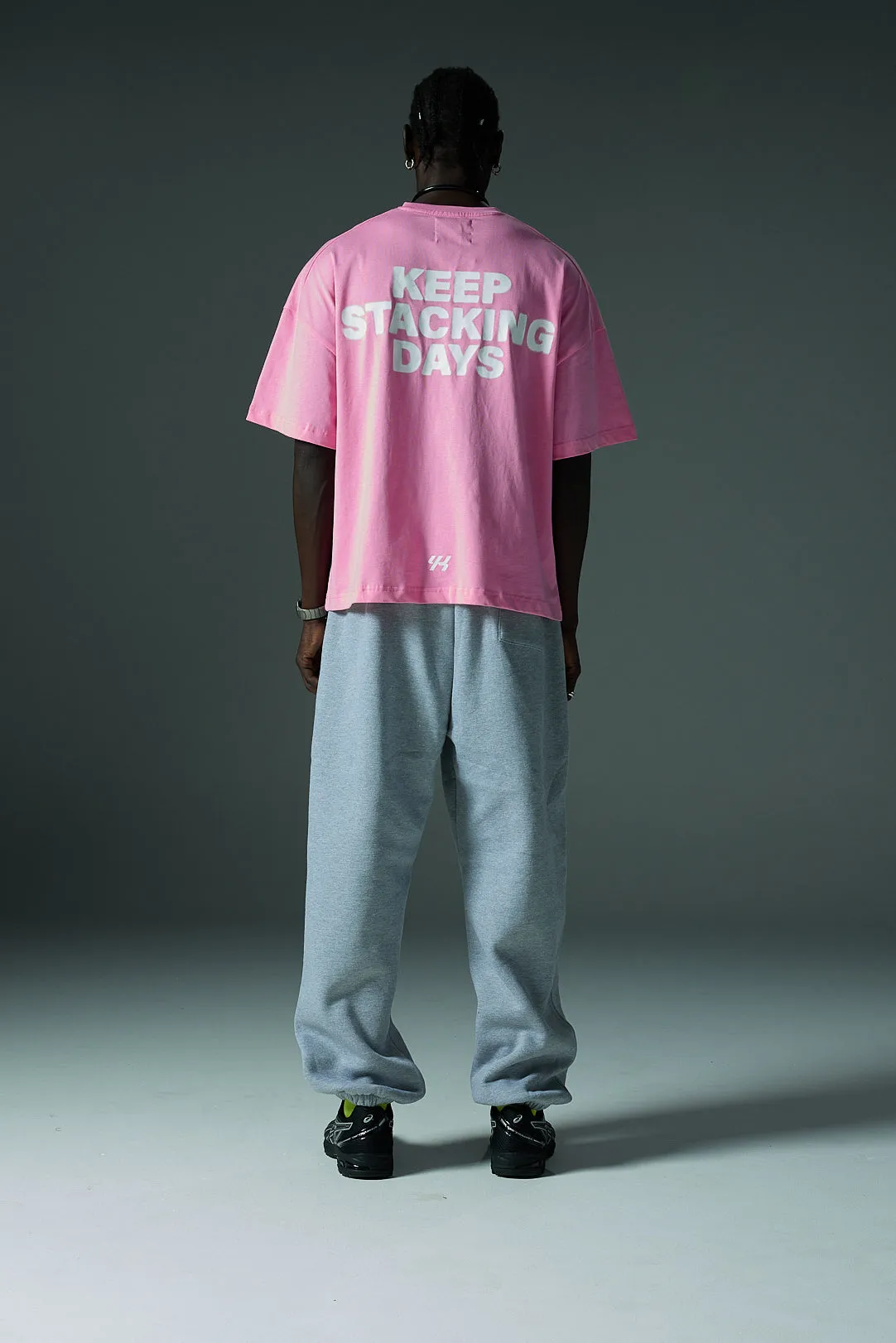 YK Move Stacking Days Tee | Pink athletic style
