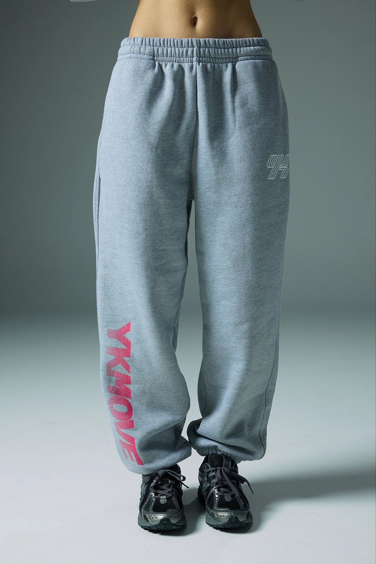 Neutral Style Minimal Edge YK Move Activate Sweatpants | GREY MARLE
