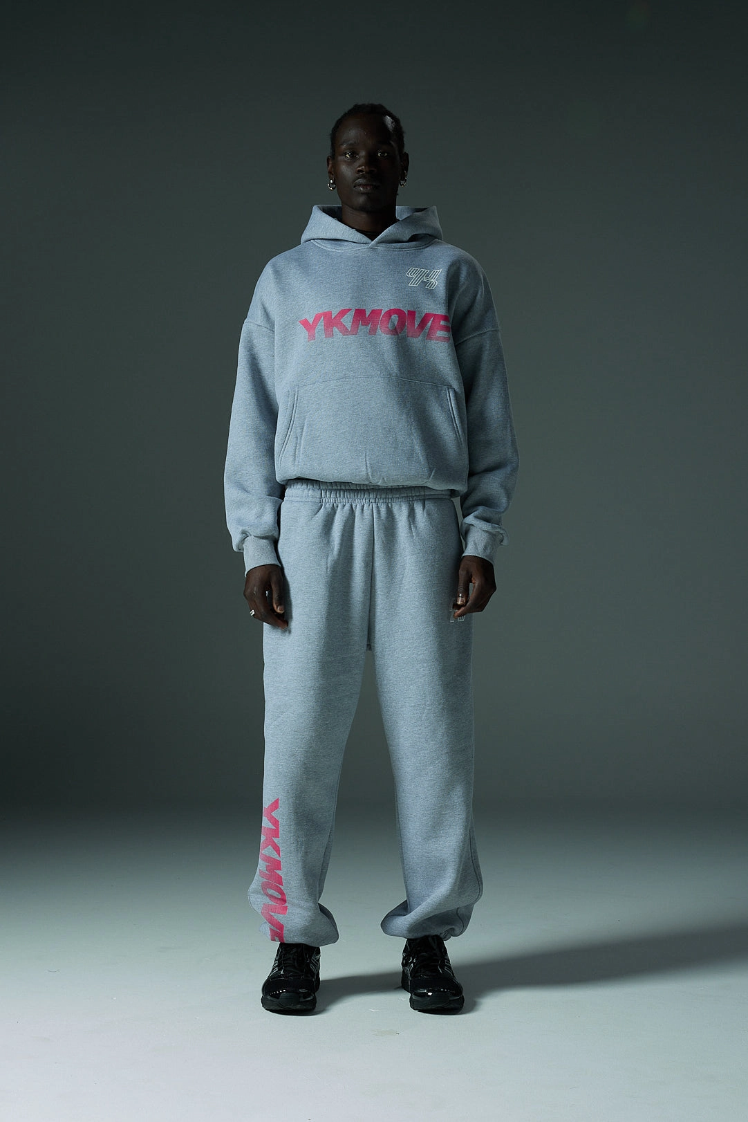 Simple and Cozy YK Move Activate Sweatpants | GREY MARLE