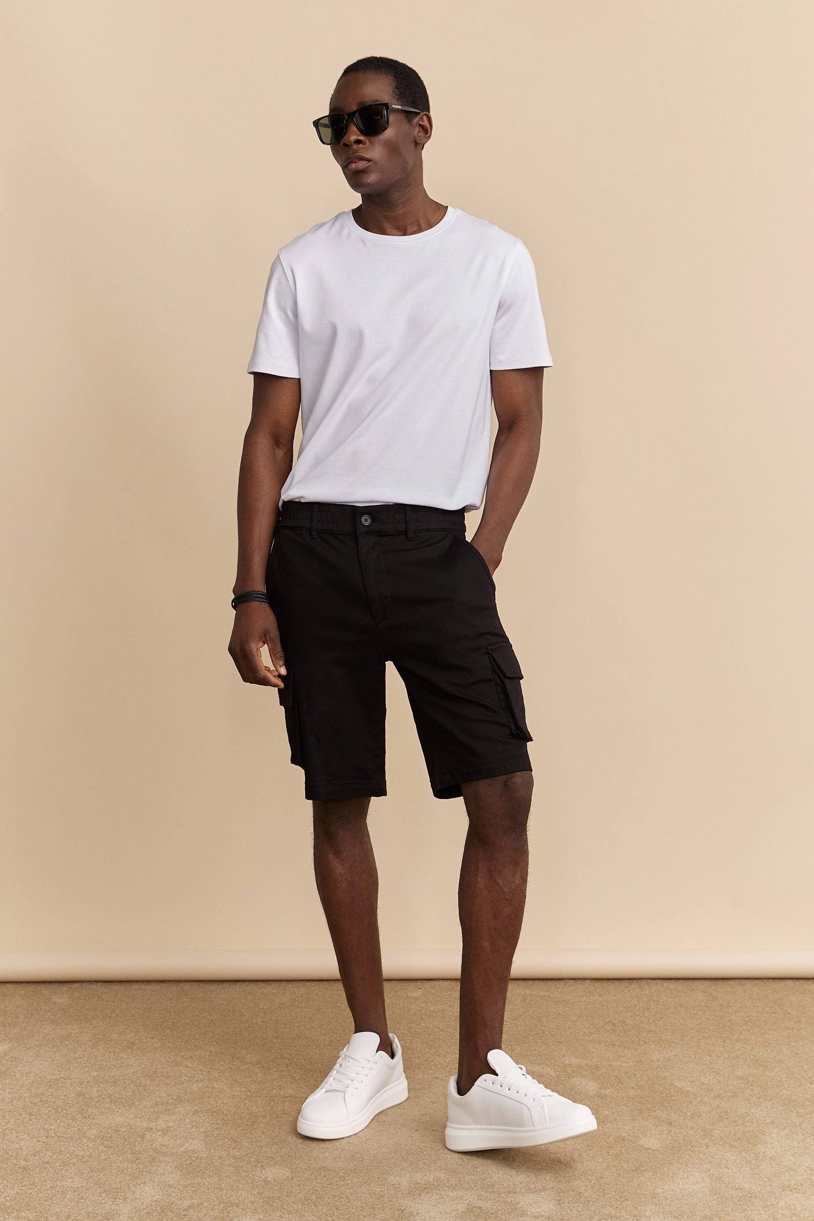 Cargo shorts with pockets back-to-school Flexible Pocket Placement